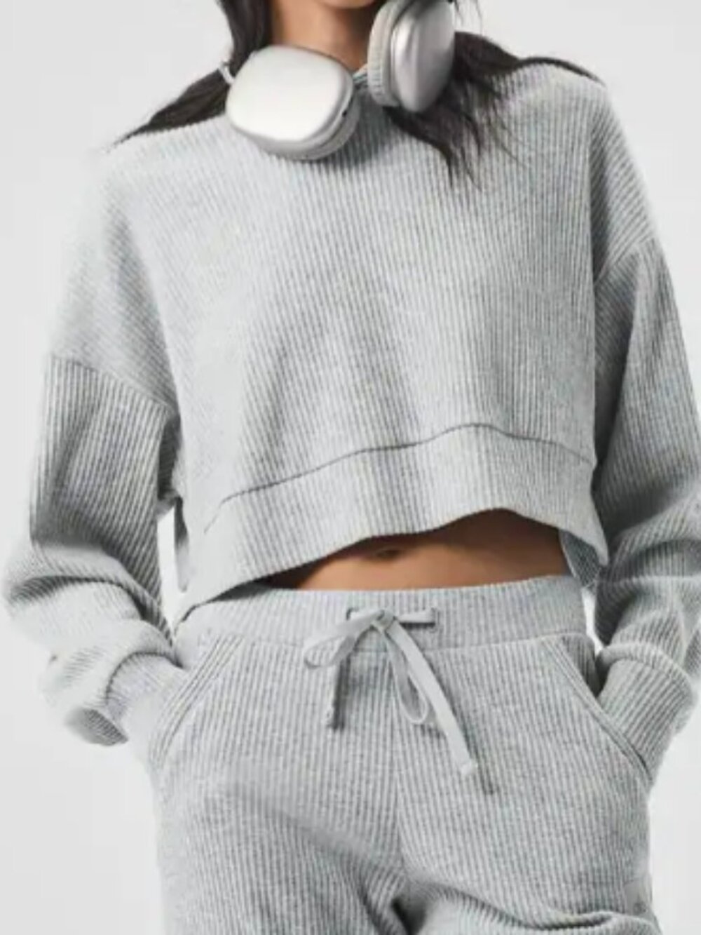 ALO Yoga Athletic Heather Gray Muse Cropped Hoodie
